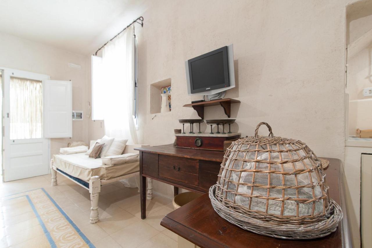 Tenuta Aphrodite Racale Εξωτερικό φωτογραφία